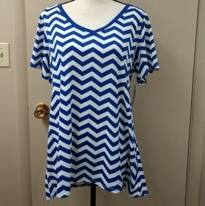 LuLaRoe Christy T Blue Chevron XL